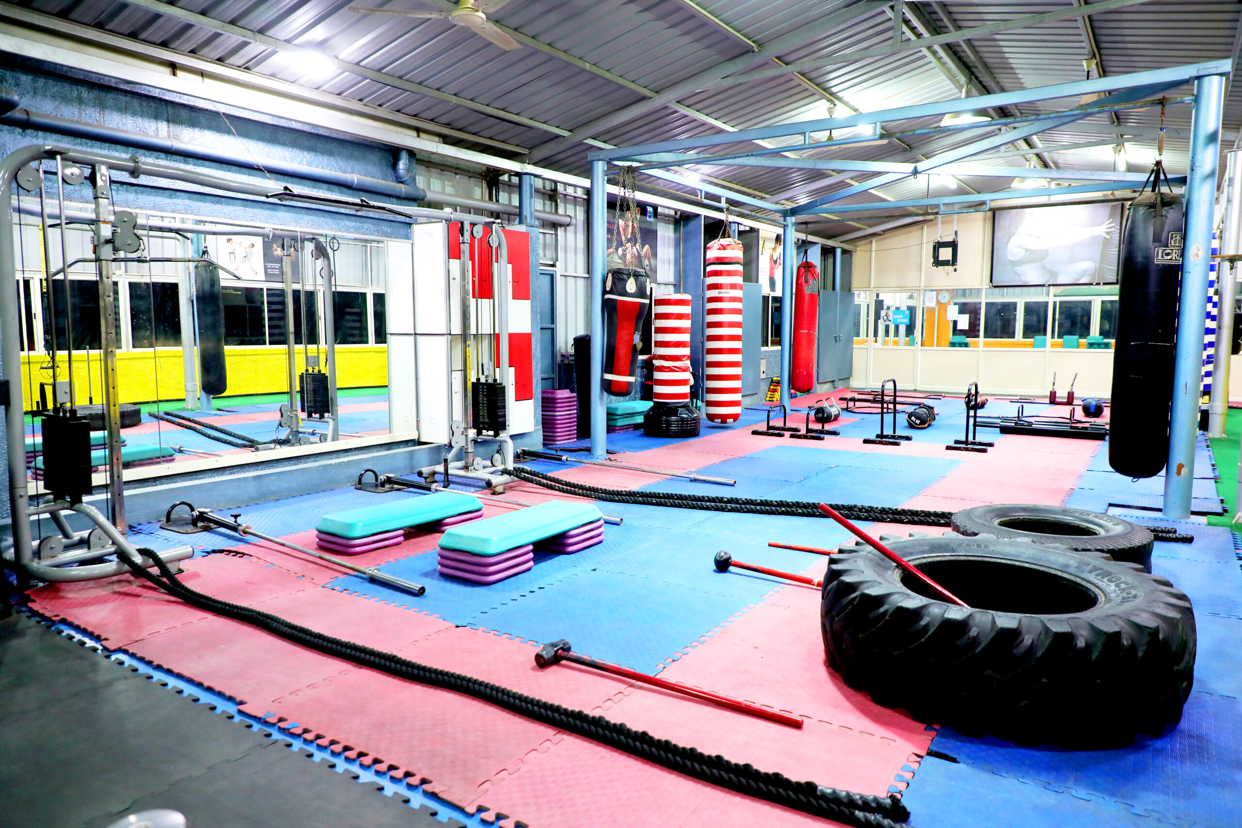 Kickboxing and Crossfit classes in F2 Gym SquareBangalore